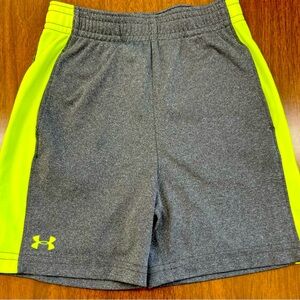 Under Armour 2T shorts
